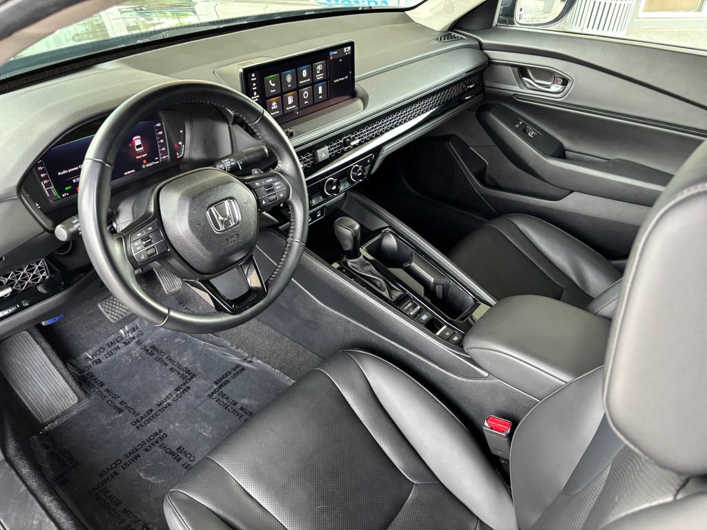 Used 2024 Honda Accord EX-L image 9