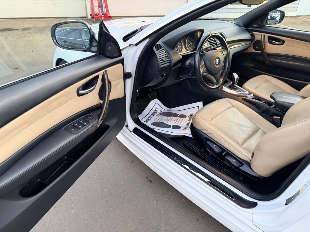 Used 2011 BMW 135i Convertible image 15