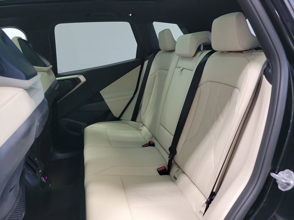 Used 2025 BMW X3 xDrive30i w/ Premium Package image 36