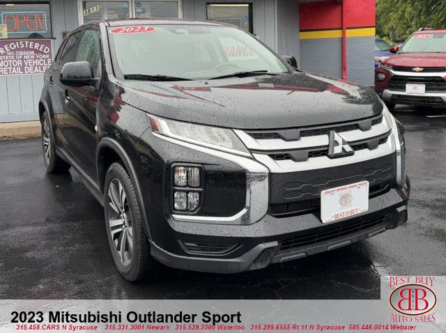 Used 2023 Mitsubishi Outlander Sport SE AWD/4WD image 1