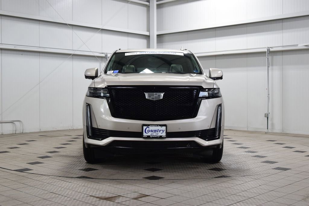 Used 2024 Cadillac Escalade ESV Sport Platinum w/ LPO, ONYX Package AWD/4WD image 2