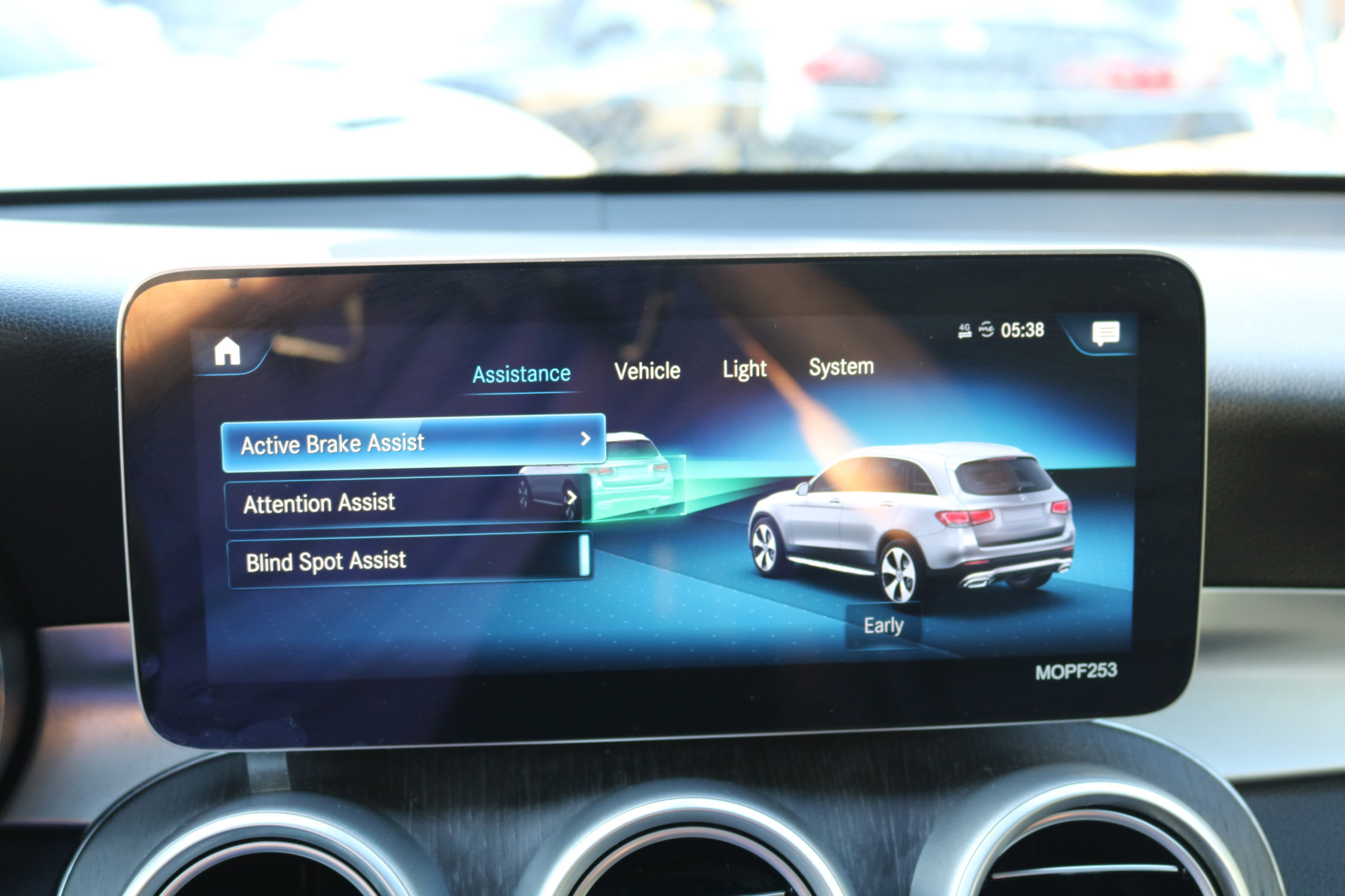 Used 2020 Mercedes-Benz GLC 300 4MATIC image 26