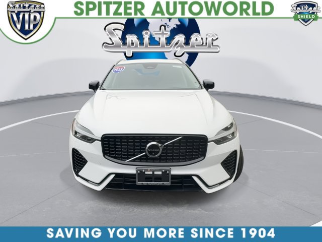 Used 2023 Volvo XC60 T8 Ultimate w/ Climate Package AWD/4WD image 6