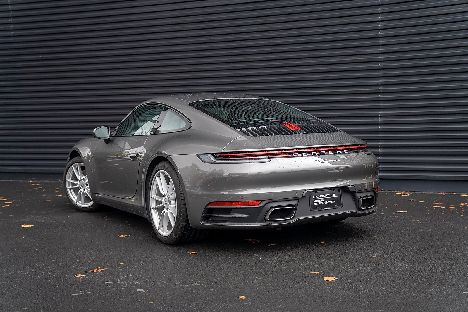 Certified 2022 Porsche 911 Carrera image 3