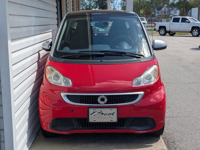Used 2013 smart fortwo Coupe image 2