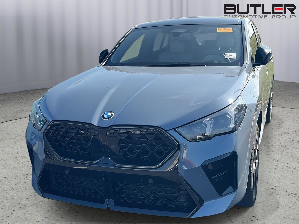 Certified 2025 BMW X2 xDrive28i w/ Premium Package image 4