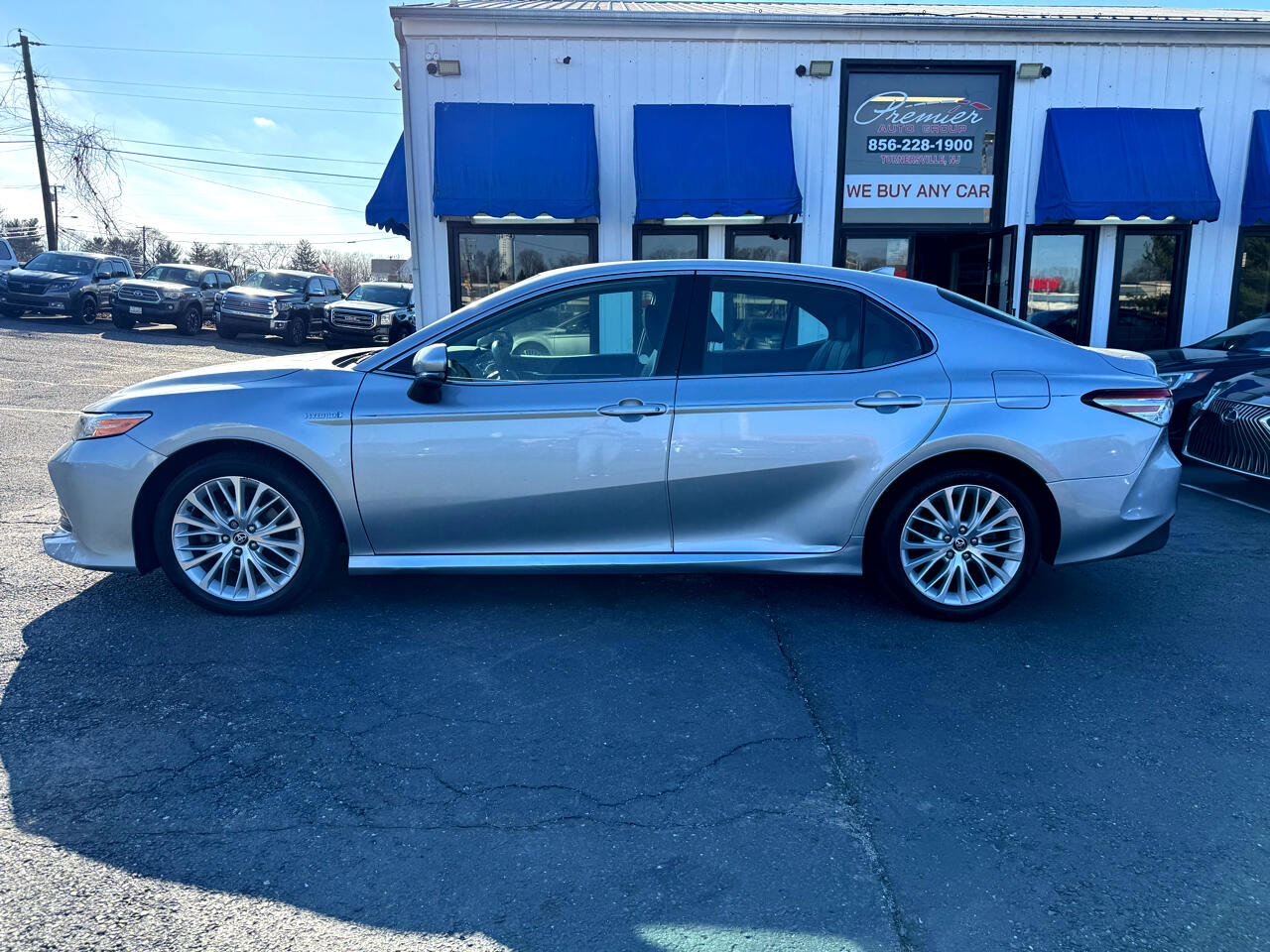 Used 2020 Toyota Camry XLE image 8