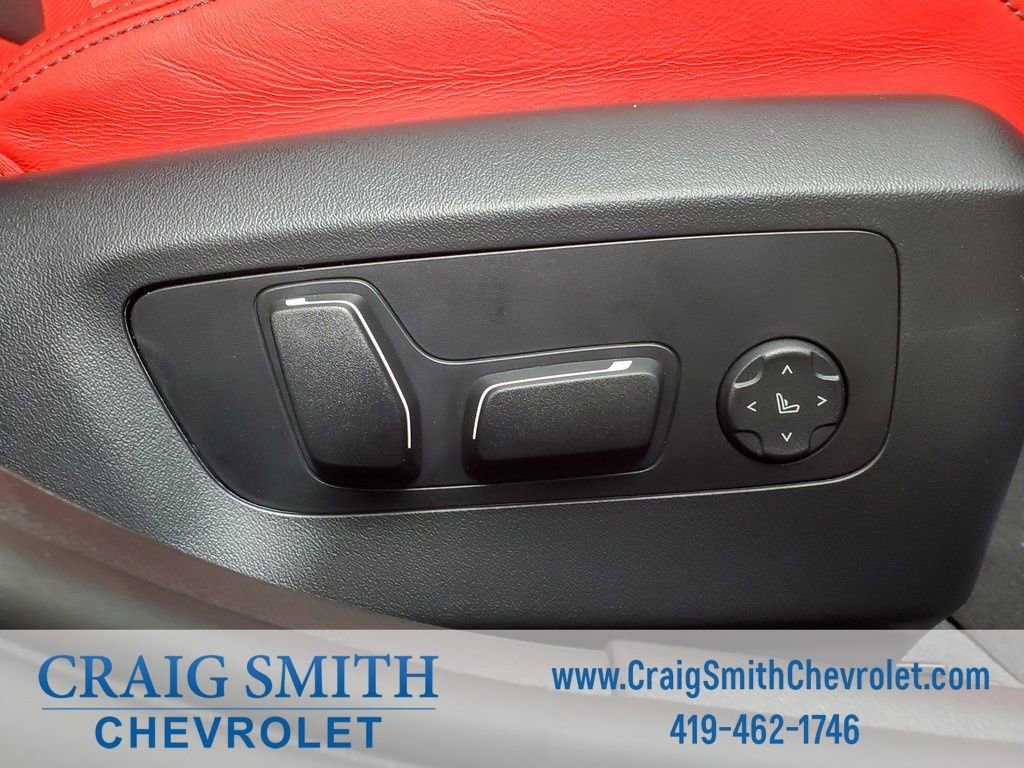 Used 2025 BMW M5 w/ Executive Package image 31