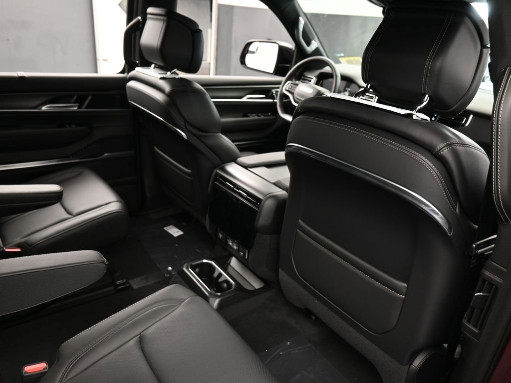 New 2026 Jeep Grand Wagoneer L Summit image 42