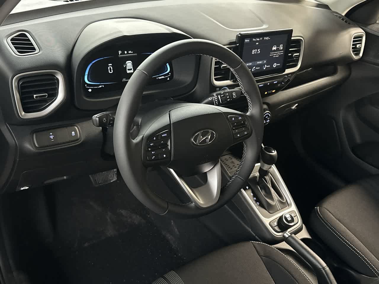 New 2026 Hyundai Venue SEL FWD image 13