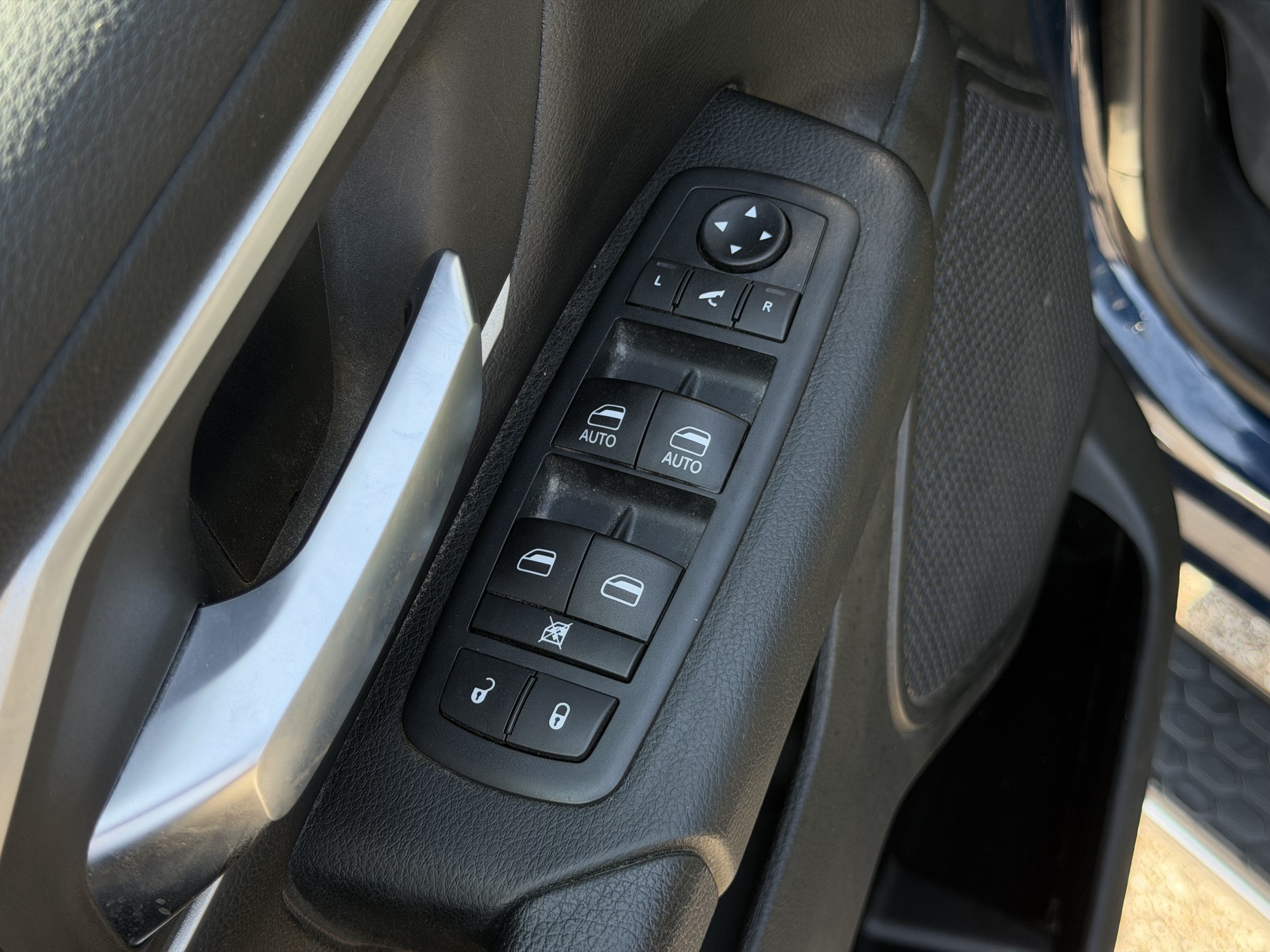 Used 2020 RAM 1500 Big Horn AWD/4WD image 15