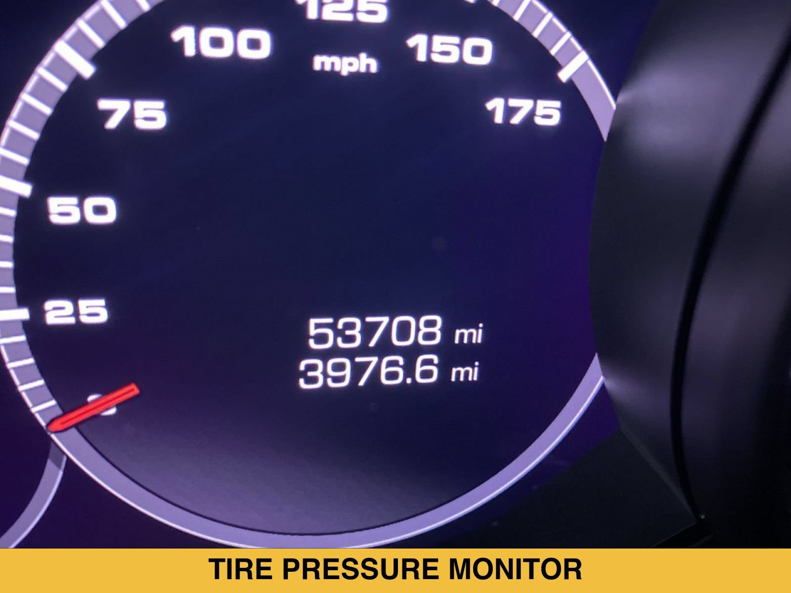Used 2021 Porsche Cayenne AWD/4WD image 4