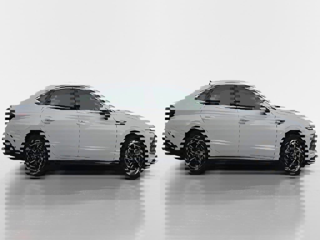 New 2026 Hyundai Sonata SEL image 2