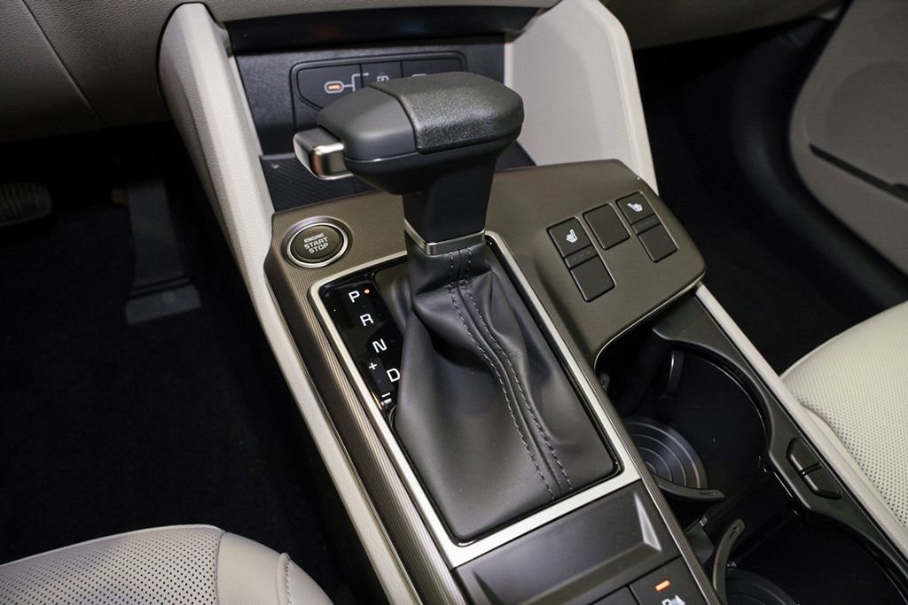 New 2026 Kia Sportage EX FWD image 18