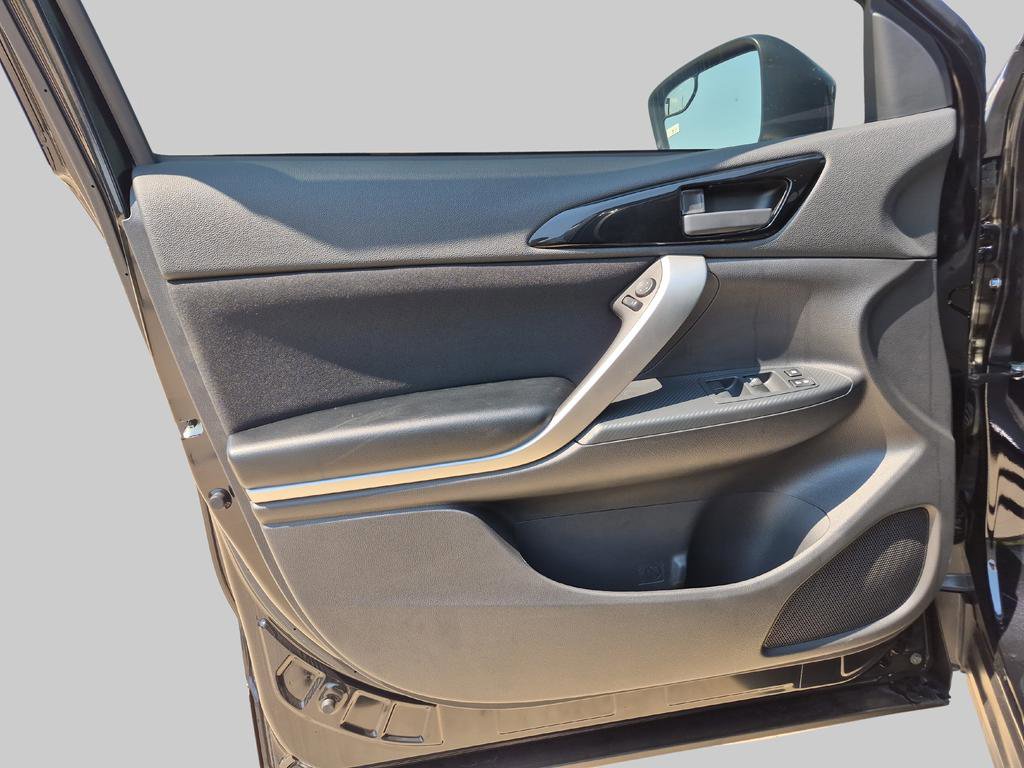 Used 2025 Mitsubishi Eclipse Cross ES image 21