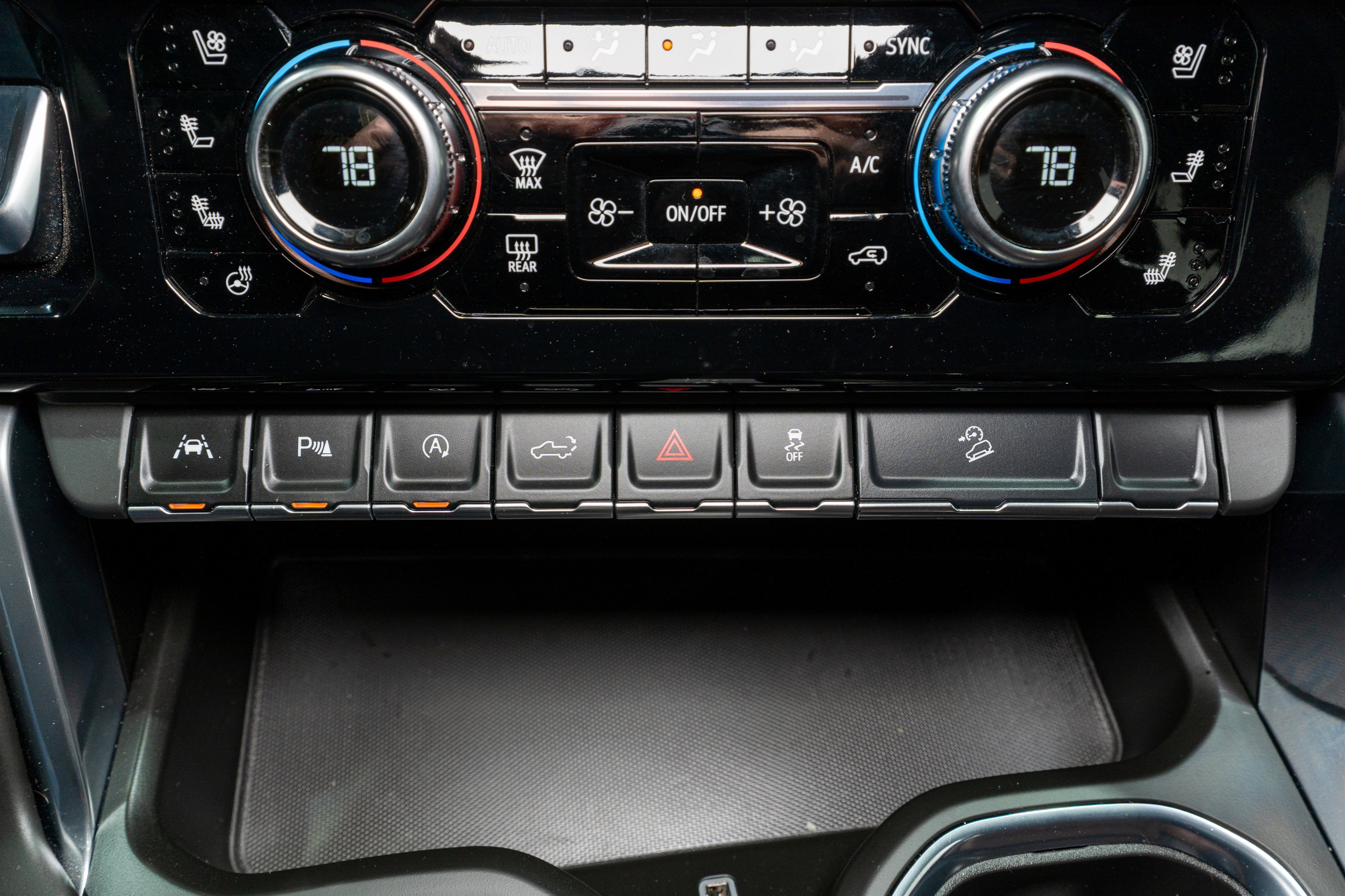 Used 2025 GMC Sierra 1500 Denali Ultimate image 28