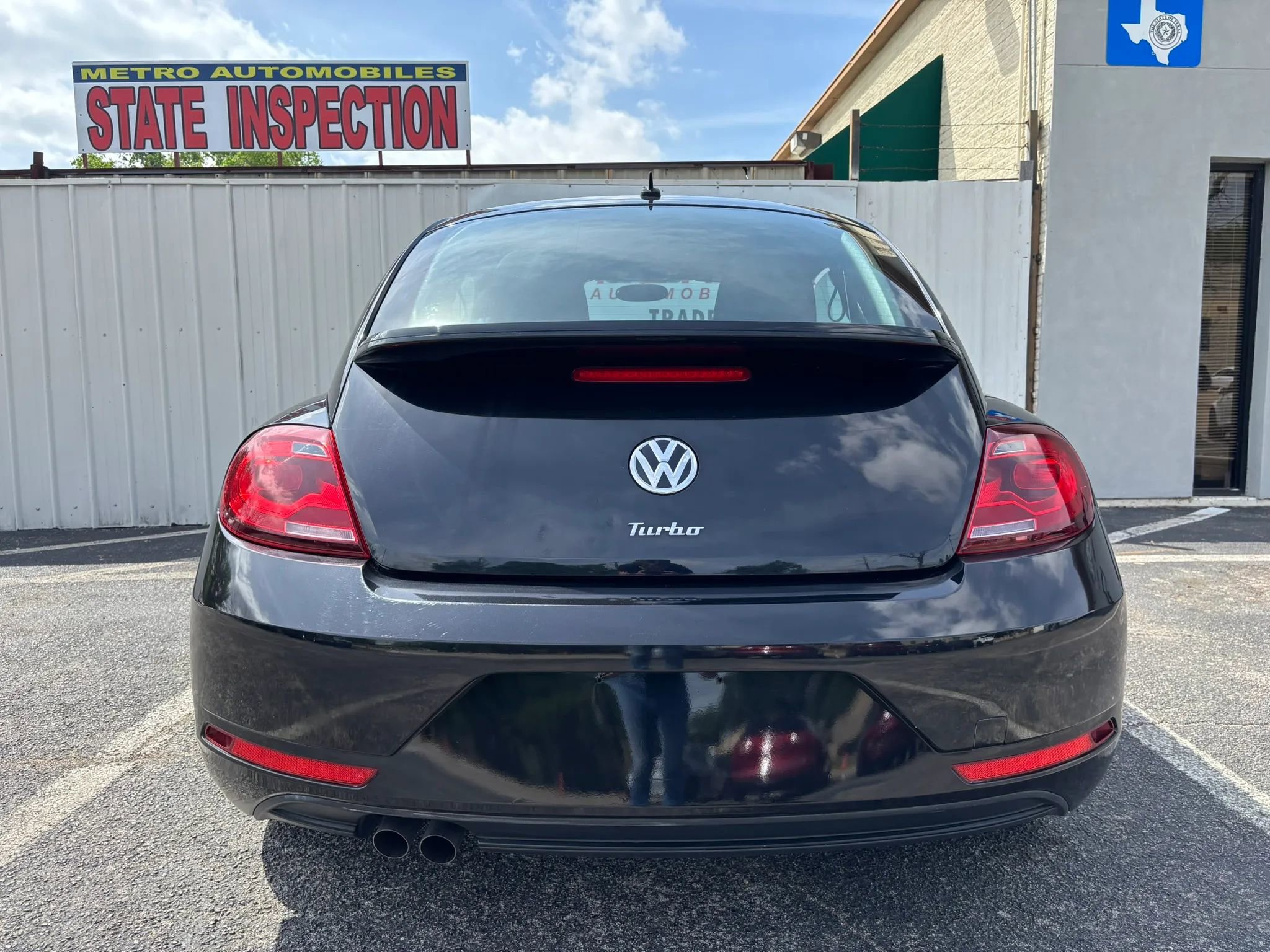 Used 2019 Volkswagen Beetle 2.0T S image 4