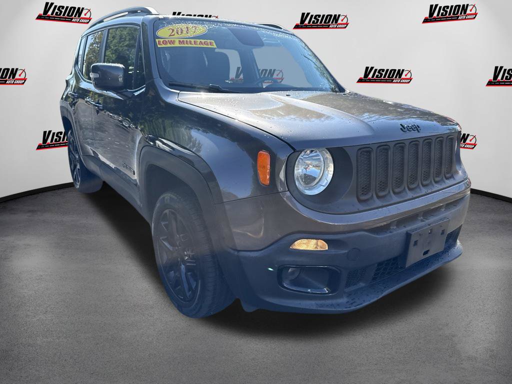 Used 2017 Jeep Renegade Altitude AWD/4WD image 3