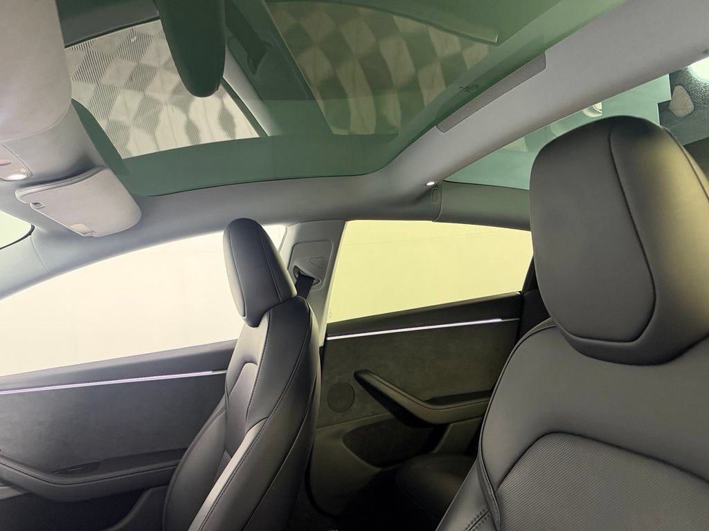 Used 2025 Tesla Model 3 Long Range AWD/4WD image 24