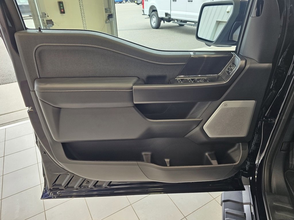 New 2025 Ford F150 Lariat w/ Equipment Group 502A High image 13