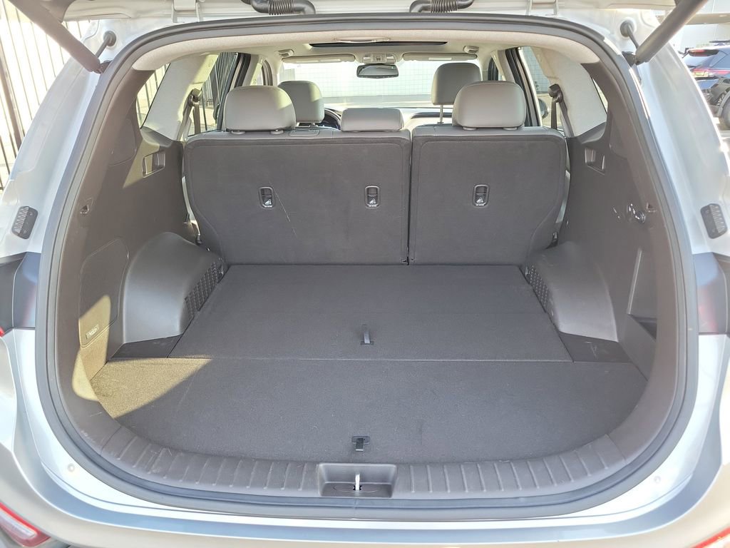 Used 2020 Hyundai Santa Fe Limited image 25
