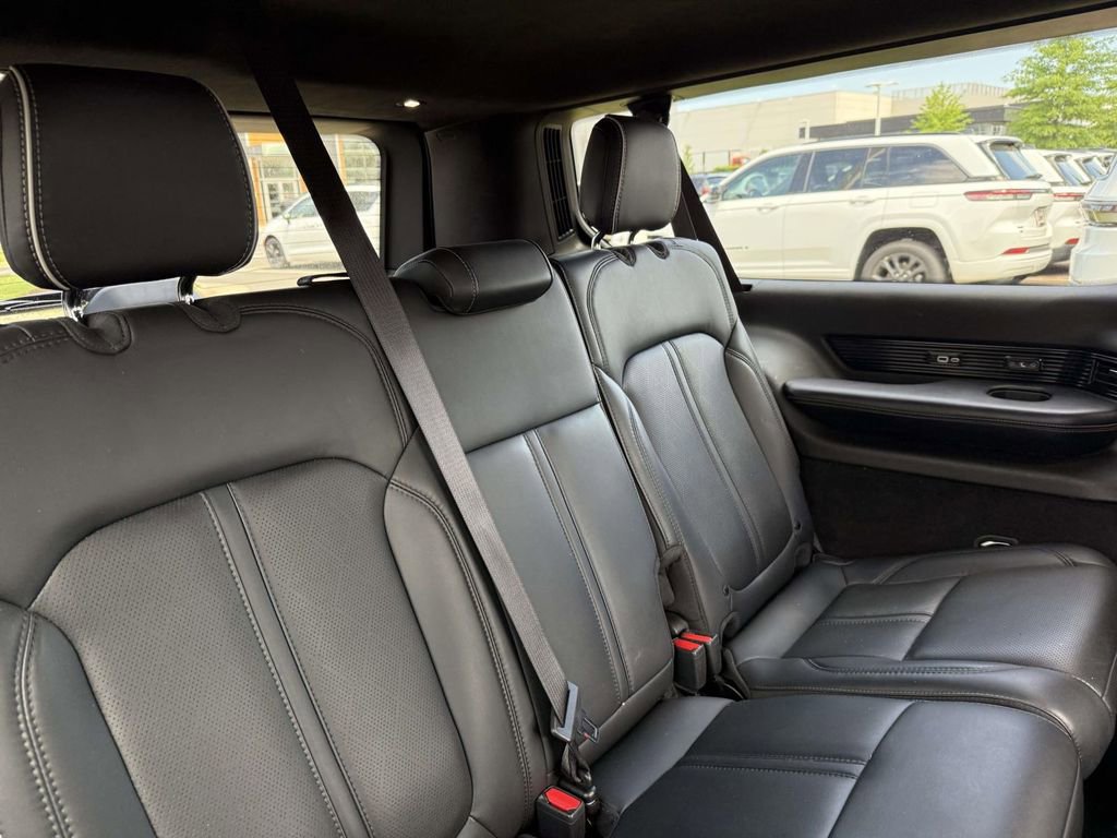 Certified 2024 Jeep Grand Wagoneer L Series II w/ Quick Order Packagew 28T AWD/4WD image 19
