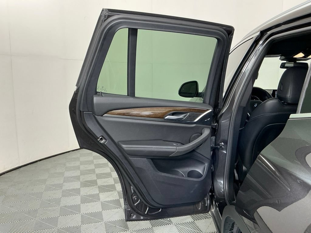 Used 2024 BMW X3 sDrive30i w/ Convenience Package RWD image 24