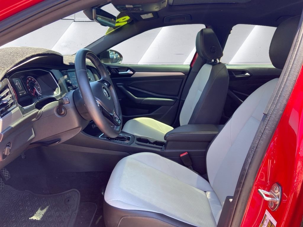 Used 2019 Volkswagen Jetta R-Line FWD image 7