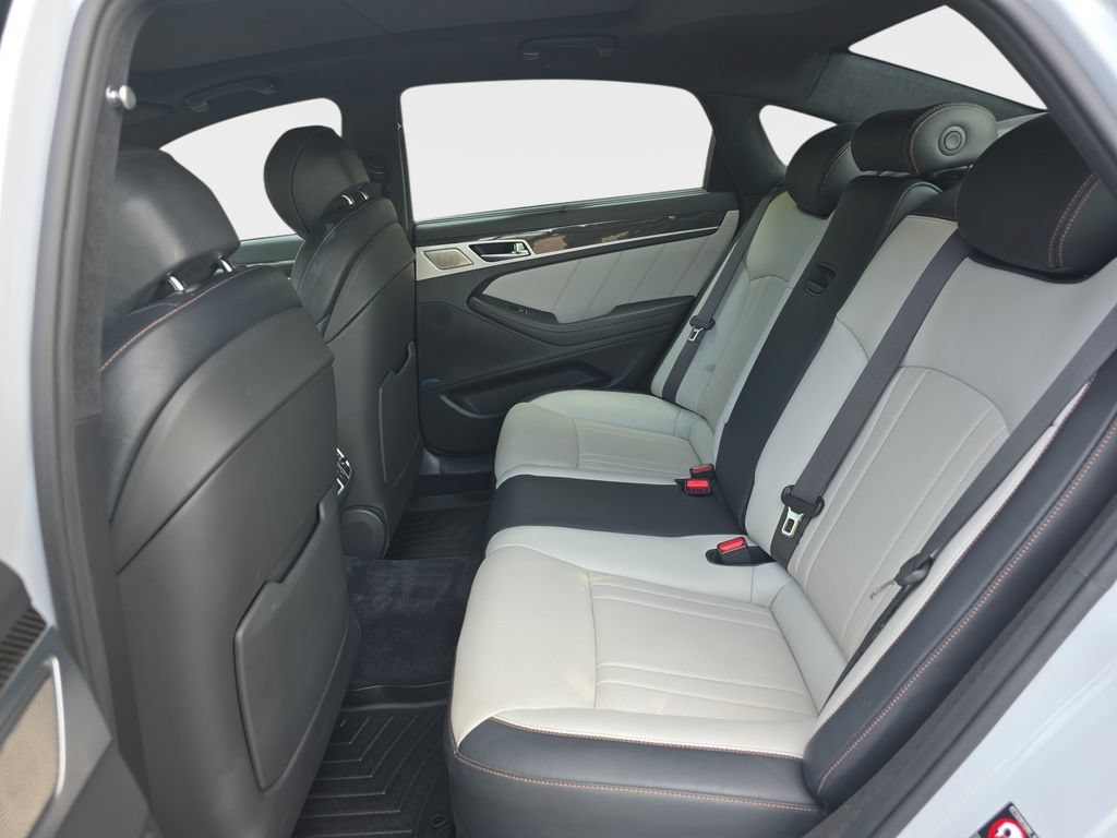 Used 2018 Genesis G80 3.3T Sport AWD/4WD image 17