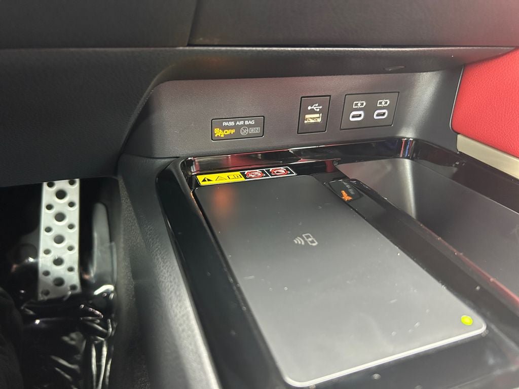 Used 2026 Toyota Camry XSE FWD image 32