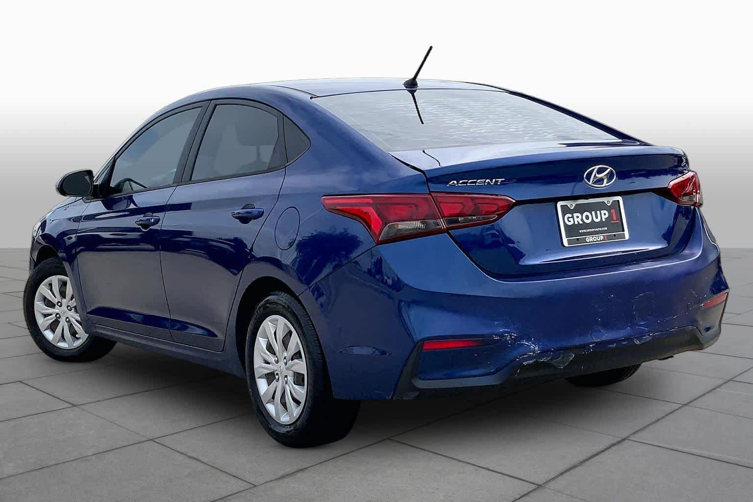 Used 2022 Hyundai Accent SE FWD image 12