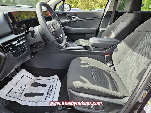 New 2026 Kia Sportage LX image 5