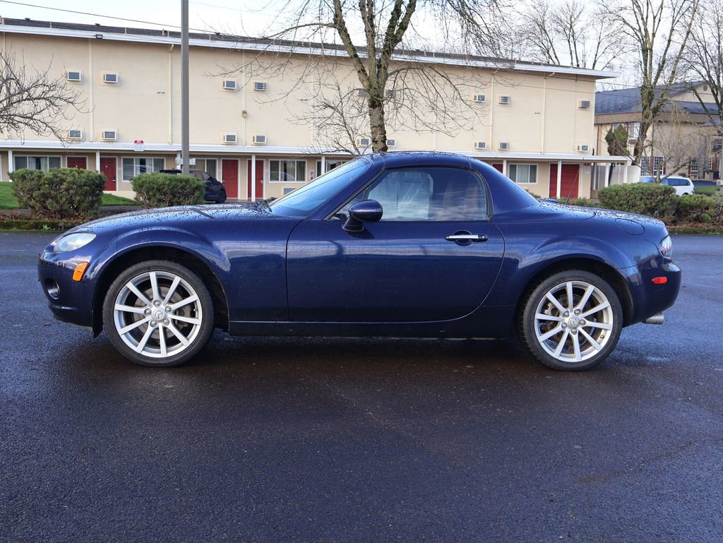 Used 2008 MAZDA MX-5 Miata Grand Touring w/ Premium Pkg image 3