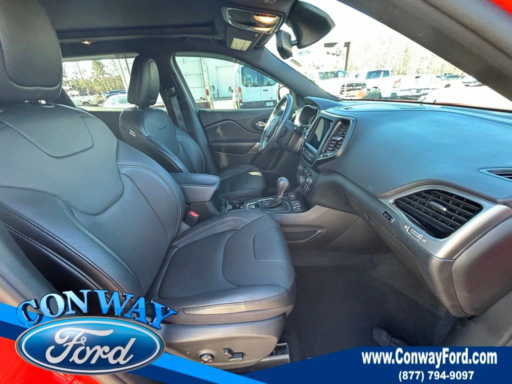 Used 2021 Jeep Cherokee Latitude Lux 80th Anniv w/ Quick Order Package 26U 80TH image 24