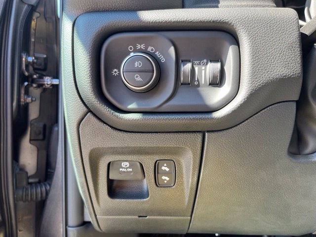 New 2026 RAM 1500 Laramie w/ Sport Appearance Package AWD/4WD image 27