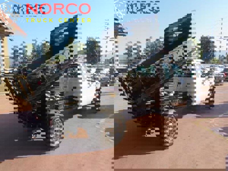 Used 2008 Ford F550 2WD Super Cab Super Duty image 16