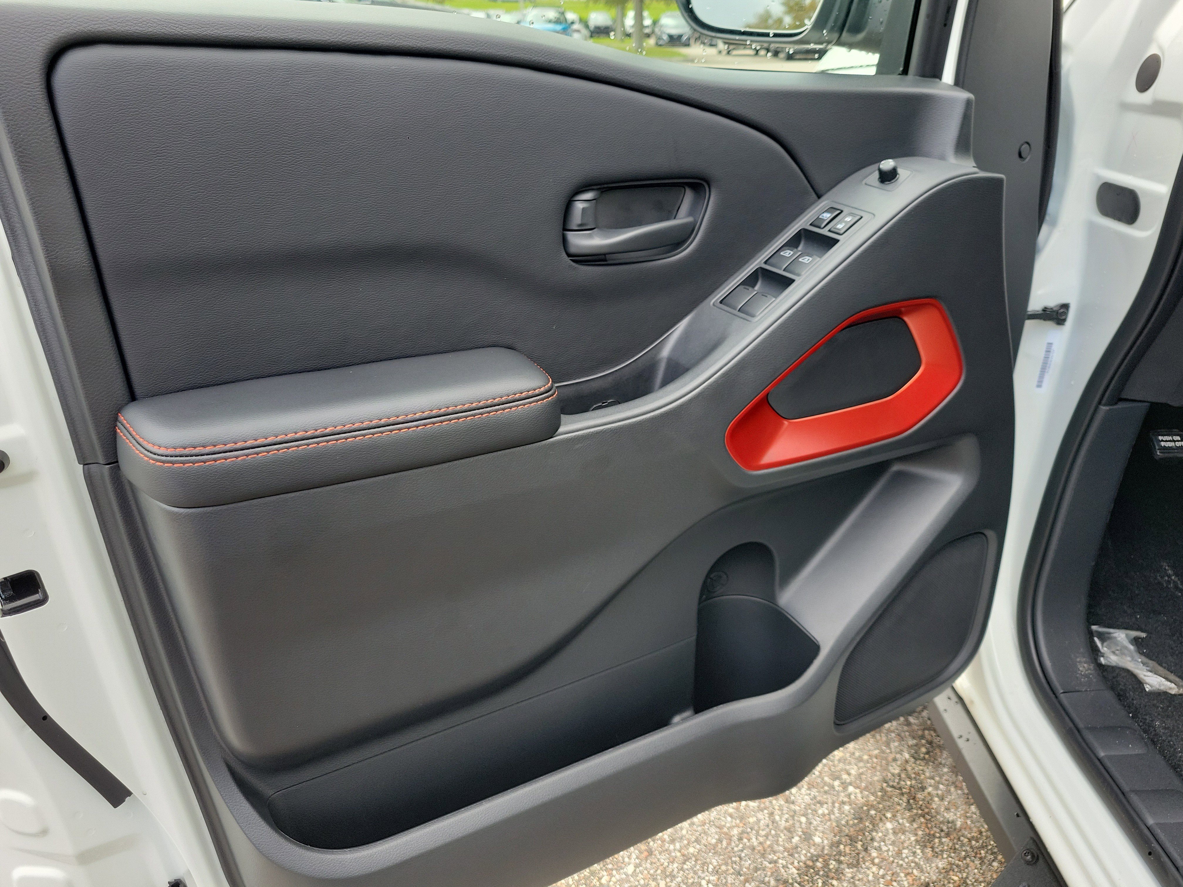 New 2026 Nissan Frontier PRO-4X w/ Pro-4x Convenience Package image 13