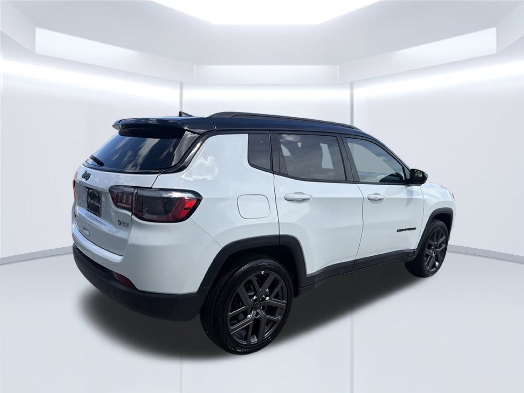 Used 2026 Jeep Compass Limited AWD/4WD image 7