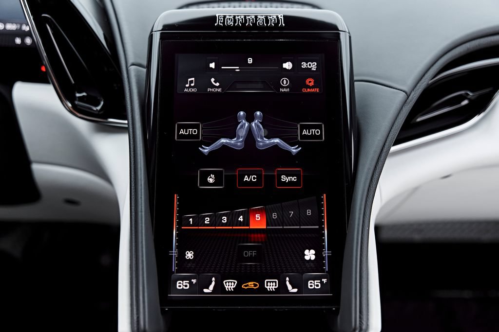 Used 2022 Ferrari Roma RWD image 75