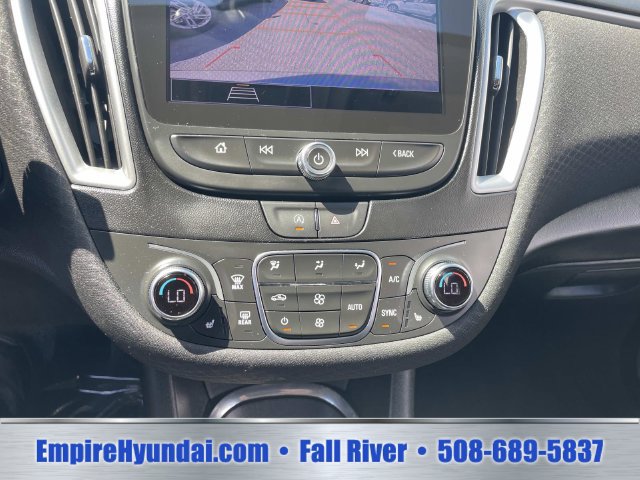 Used 2023 Chevrolet Malibu LT FWD image 24