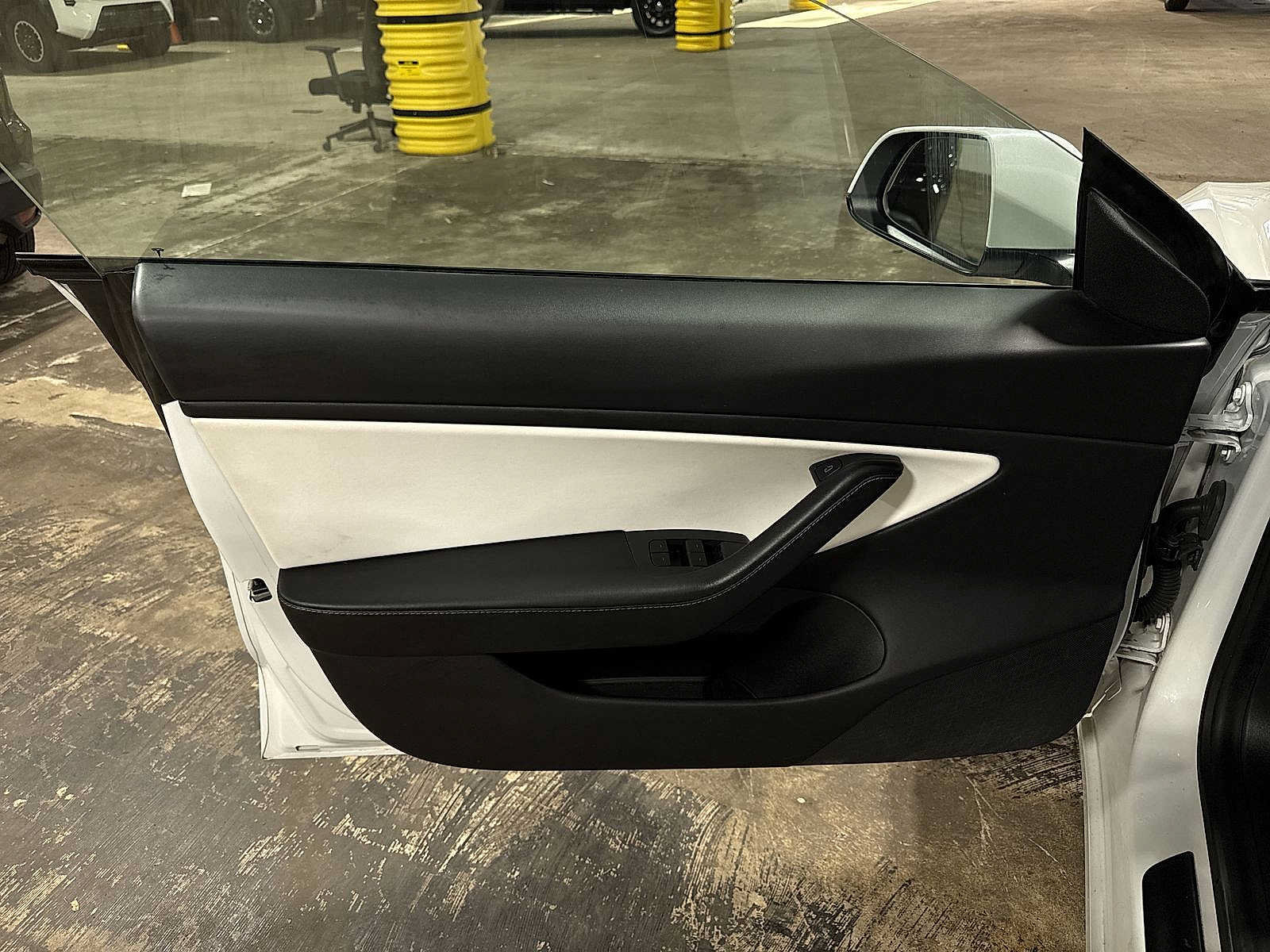 Used 2021 Tesla Model 3 Long Range AWD/4WD image 30