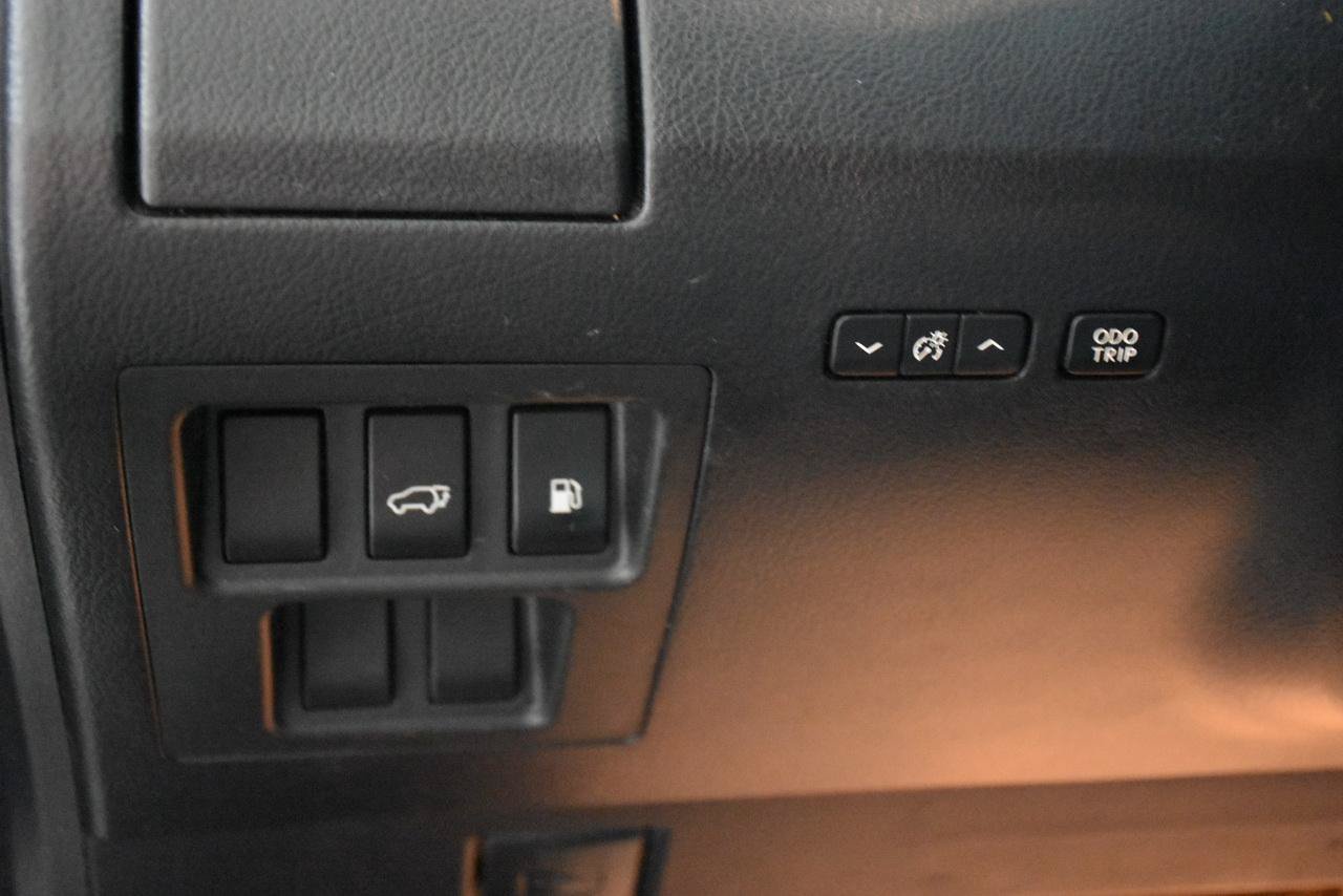 Used 2011 Lexus RX 450h AWD w/ Premium Pkg image 38