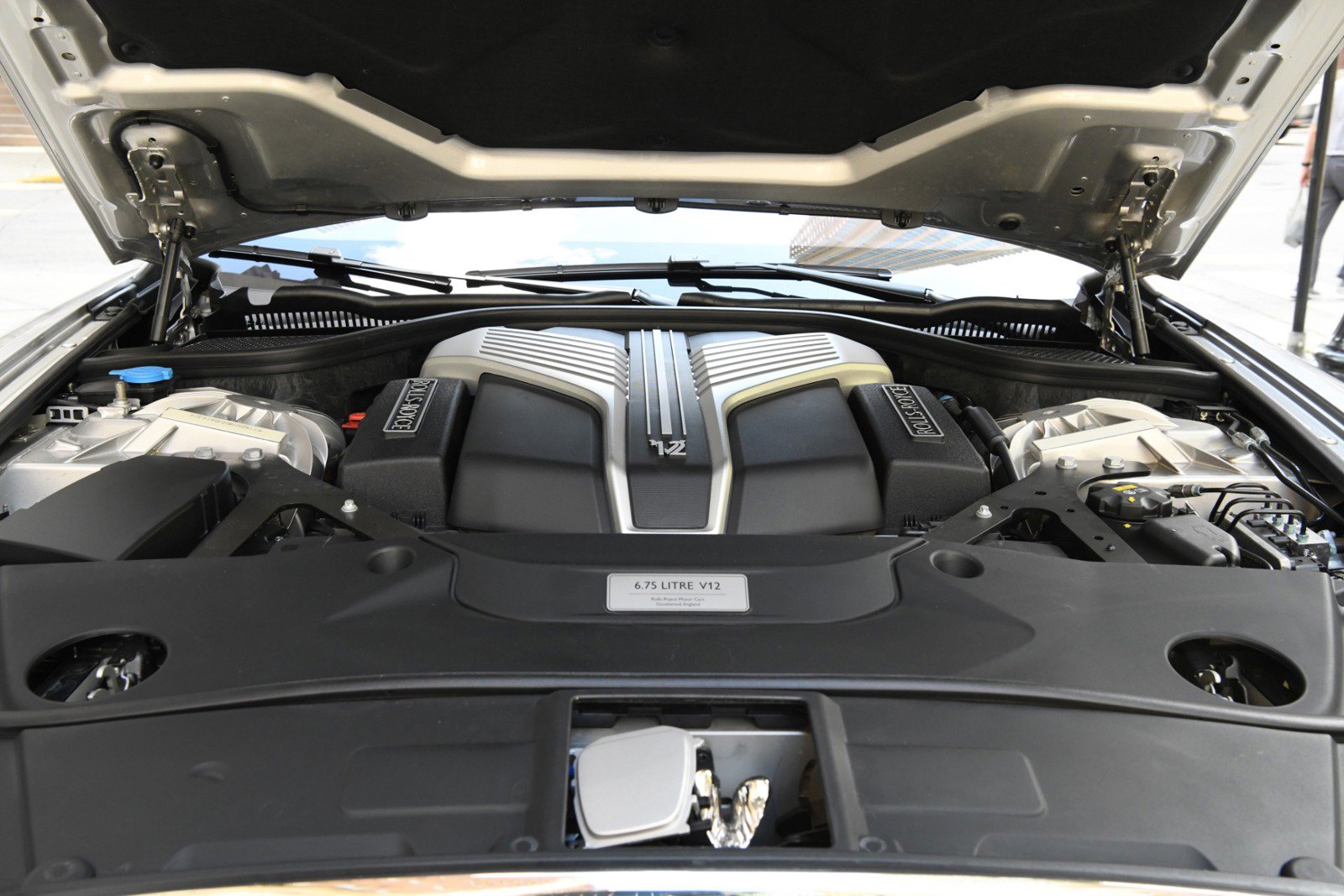 Used 2022 Rolls-Royce Ghost w/ Ghost Package image 29