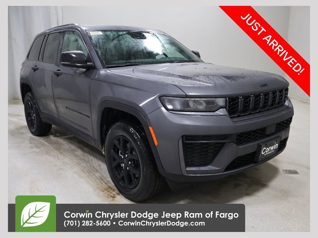 New 2026 Jeep Grand Cherokee Laredo