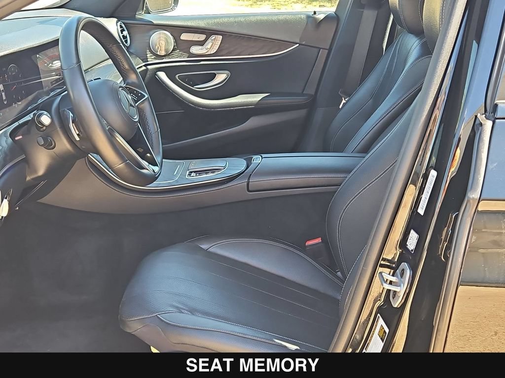 Used 2022 Mercedes-Benz E 350 4MATIC Sedan image 11