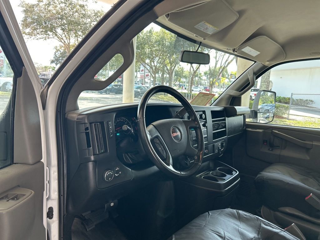 Used 2023 GMC Savana 3500 w/ Power Convenience Package image 6