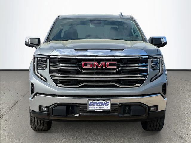 New 2026 GMC Sierra 1500 SLT image 2