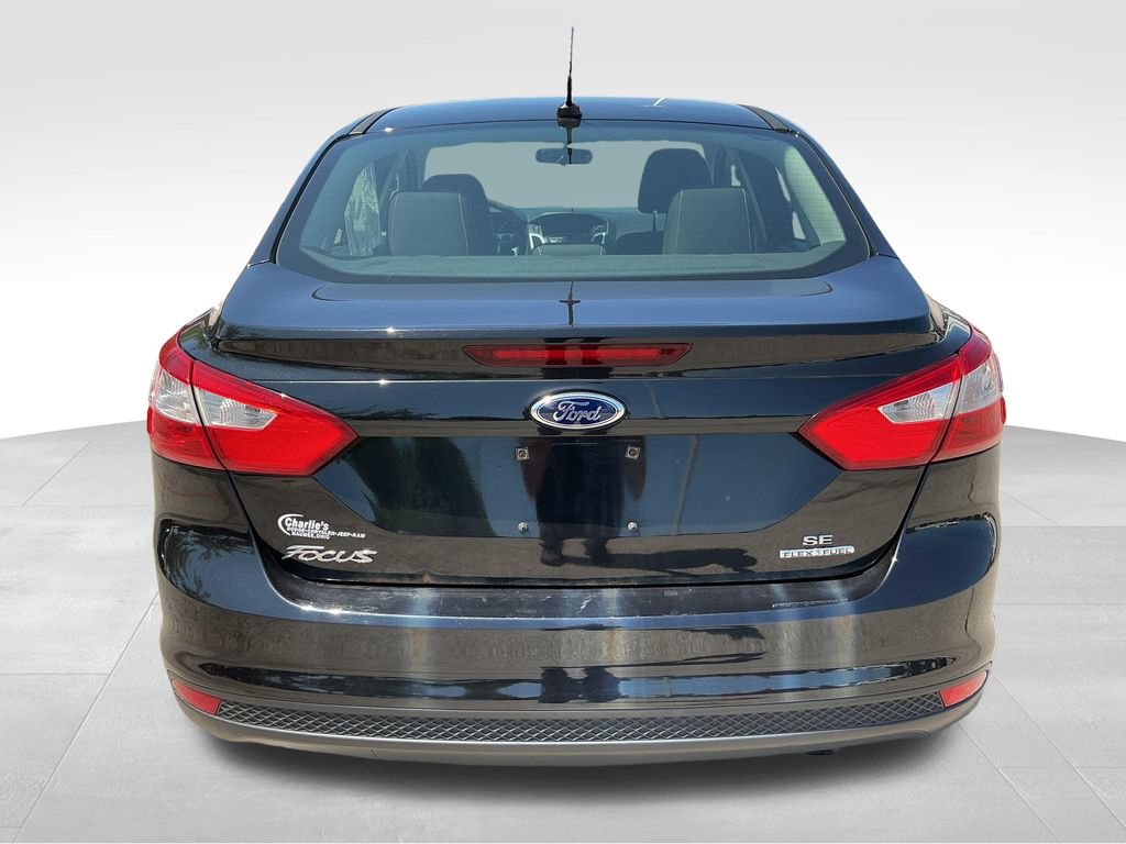 Used 2012 Ford Focus SE FWD image 5