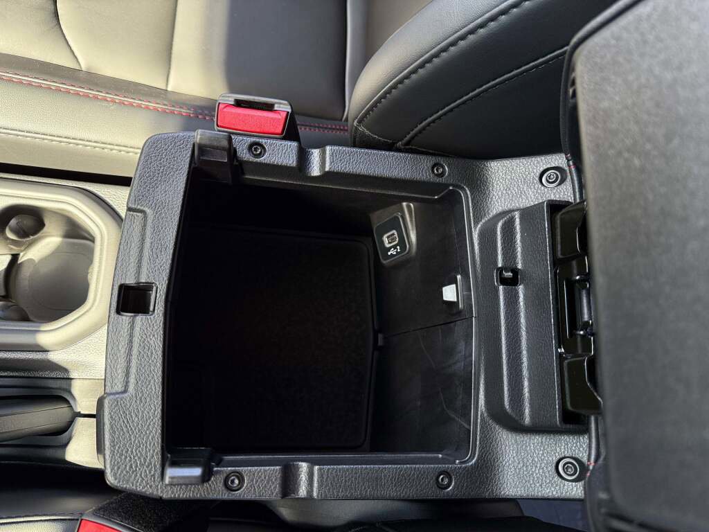 New 2025 Jeep Wrangler Unlimited Rubicon image 32