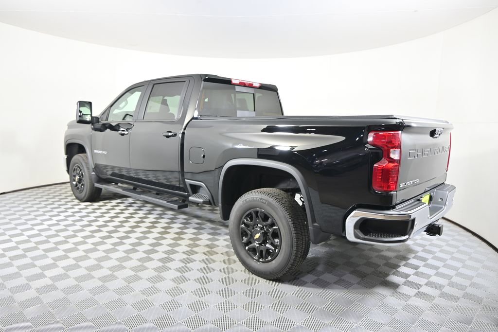 Used 2025 Chevrolet Silverado 3500 LT w/ All Star Edition AWD/4WD image 4